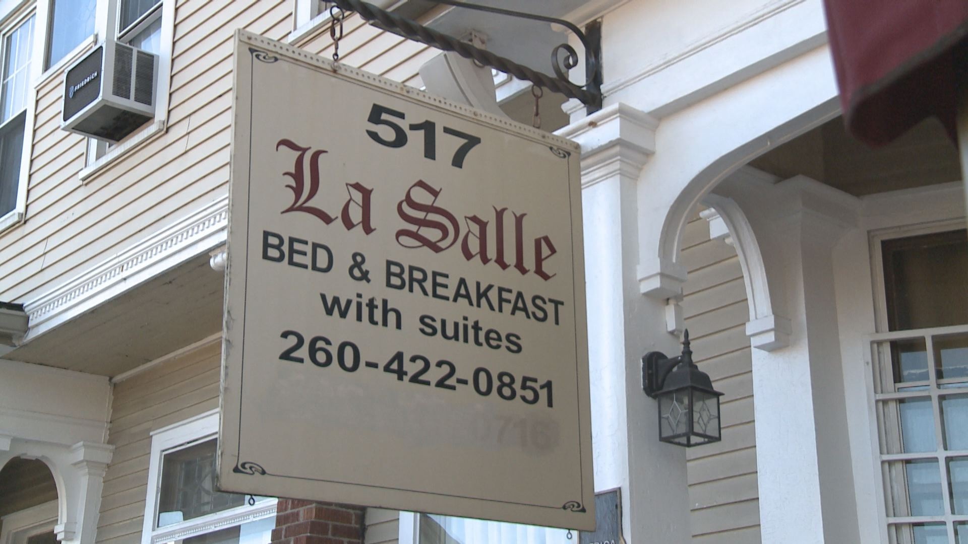 La Salle Sign